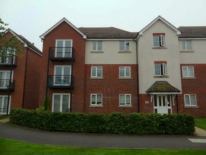 2 Bedroom Flat To Rent In Mistyrose Close, Coventry, CV5