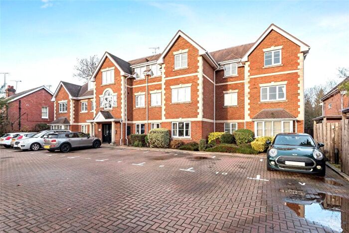 2 Bedroom Apartment To Rent In Heron Court, Yorktown Road, Sandhurst, Berkshire, GU47