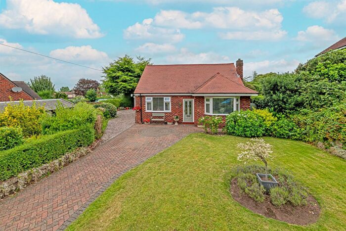 2 Bedroom Detached Bungalow For Sale In Bates Lane, Helsby, Frodsham, WA6