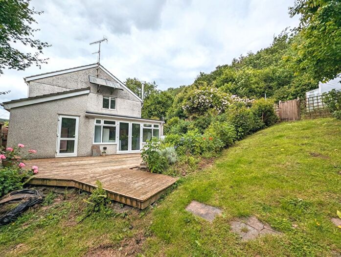 4 Bedroom Semi-Detached House To Rent In Abbey Close, Taffs Well, Cardiff, CF15