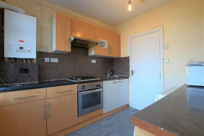 1 Bedroom Flat To Rent In Bath Road, Hounslow, TW5