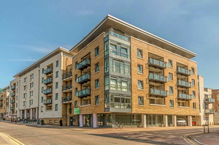 2 Bedroom Flat To Rent In Wapping Lane, Wapping, London, E1W
