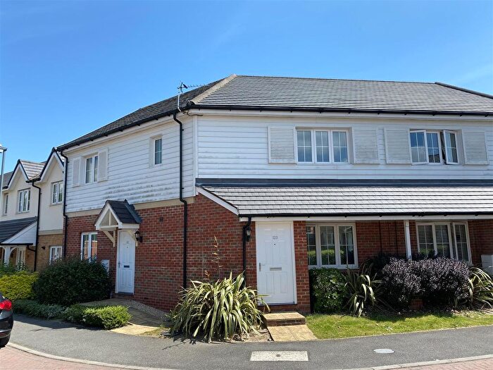 2 Bedroom Flat To Rent In Bedford Drive, Titchfield Common, PO14