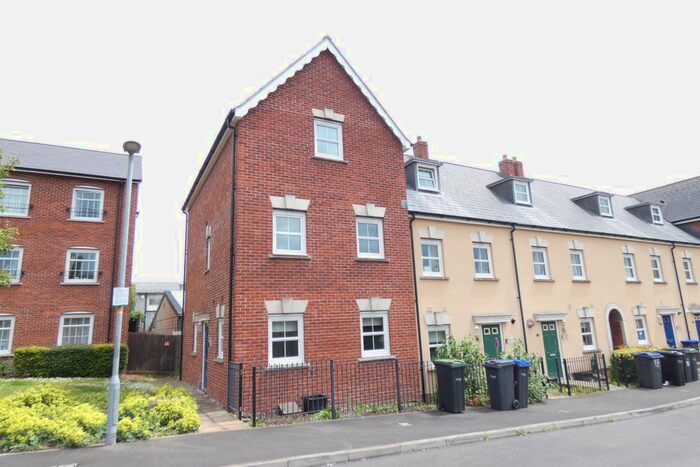 3 Bedroom Property To Rent In Avon Place, Salisbury SP1
