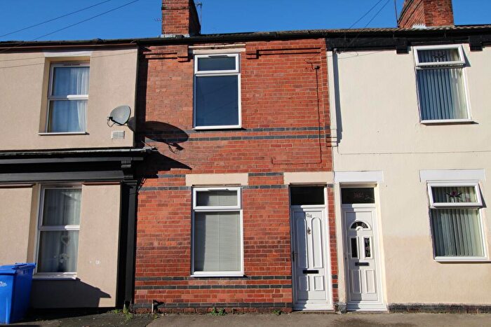 2 Bedroom House To Rent In Broadway Street, Burton Upon Trent, DE14