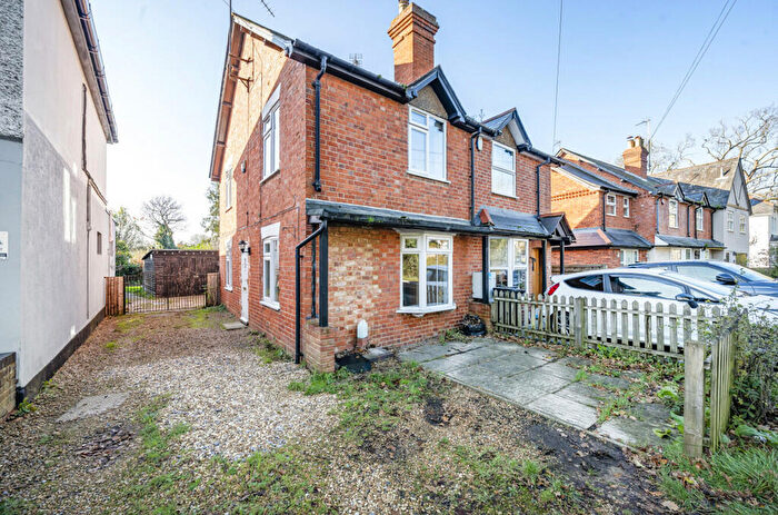 2 Bedroom Semi-Detached House For Sale In Reading Road, Eversley, Hook, RG27