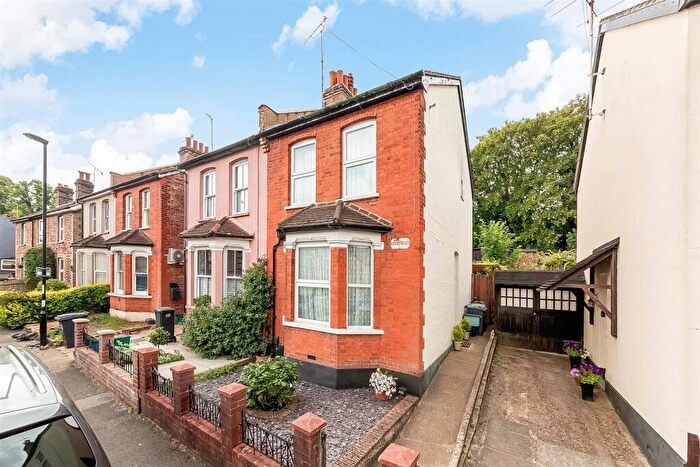 3 Bedroom Semi-Detached House For Sale In Little Roke Avenue, Purley, CR8