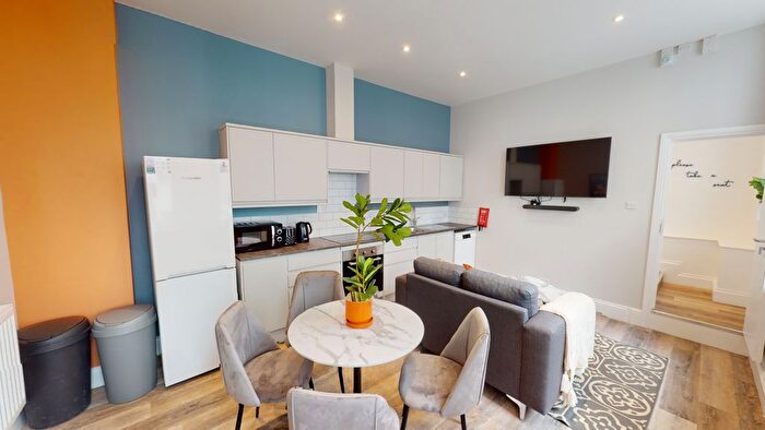 1 Bedroom Flat To Rent In Whiteladies Road, Bristol, BS8