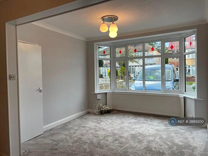 3 Bedroom Terraced House To Rent In Esher Avenue, Cheam, Sutton, SM3