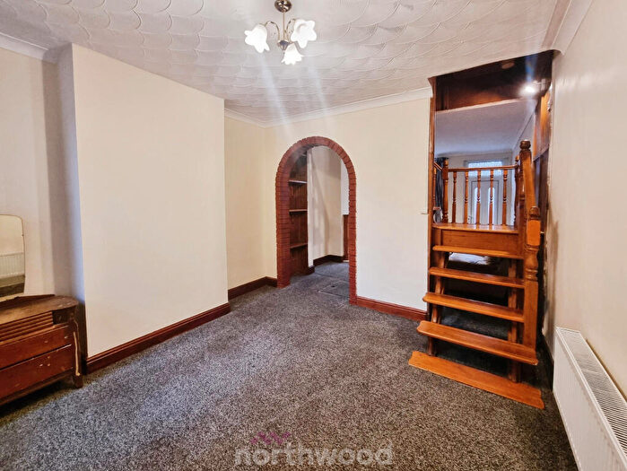 2 Bedroom Terraced House For Sale In Shadyside, Hexthorpe, Doncaster, DN4