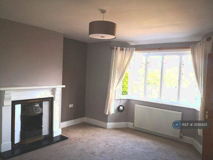 2 Bedroom Terraced House To Rent In Farm Cottages, Bawtry, DN10
