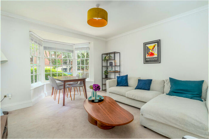 2 Bedroom Apartment To Rent In Canonbury Street, London, N1