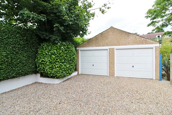 2 Bedroom Flat For Sale In Cornwall Road, Harrogate, HG1