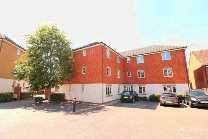 2 Bedroom Flat To Rent In Chafford Hundred, Grays, RM16