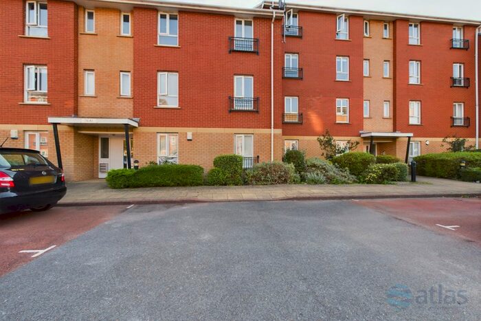 2 Bedroom Flat To Rent In Ellerman Road, City Centre, L3