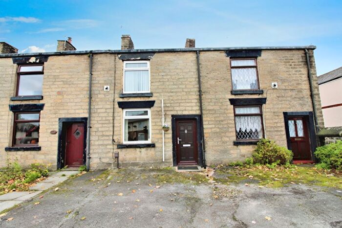 2 Bedroom Terraced House To Rent In Thicketford Road, Bolton, BL2