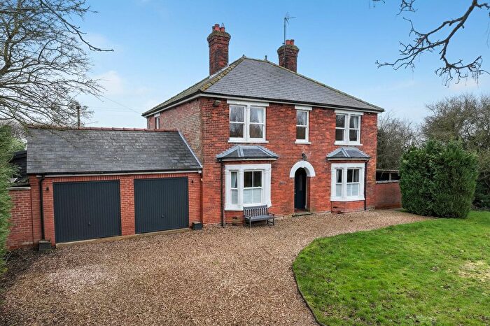 4 Bedroom Detached House For Sale In Trinity Road, Walpole Highway, PE14