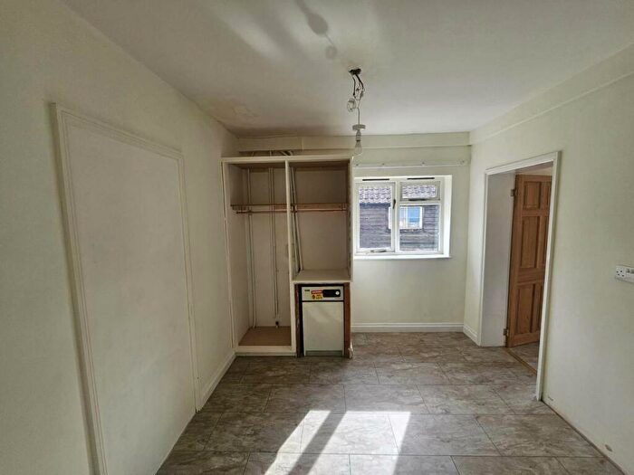 1 Bedroom Flat To Rent In High Street, Shepreth, SG8