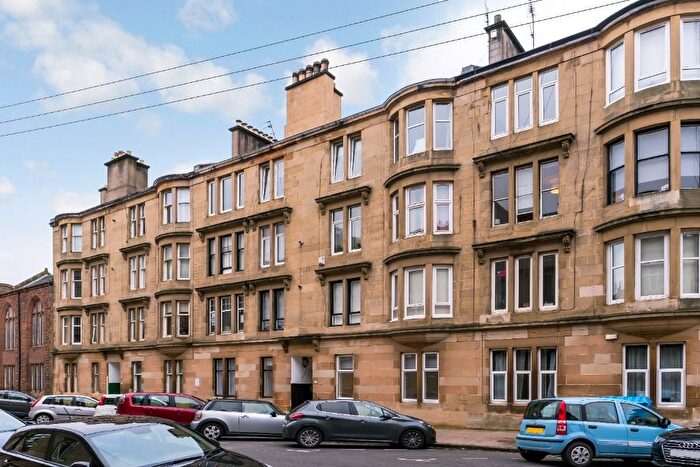 2 Bedroom Flat To Rent In Gardner Street, Glasgow, G11