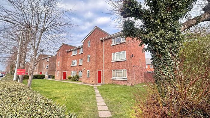 1 Bedroom Apartment To Rent In Newbury, Berkshire, RG14