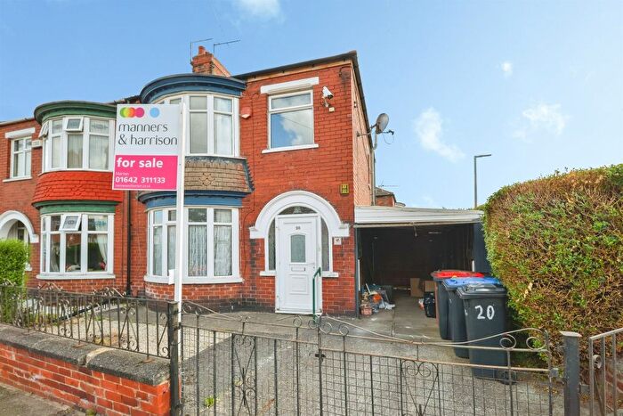 3 Bedroom Semi Detached House For Sale In Winchester Road, Middlesbrough, TS5
