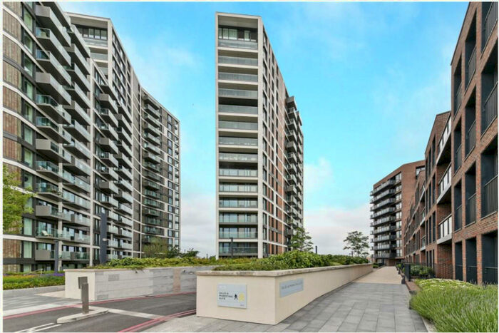 2 Bedroom Apartment To Rent In Hampton Apartments, Royal Arsenal, SE18