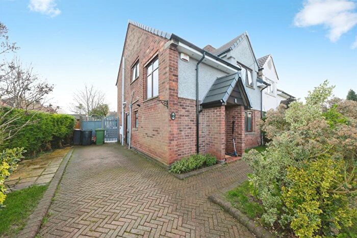 3 Bedroom Semi Detached House For Sale In Hallam Fields, Castle Donington, Derby, DE74