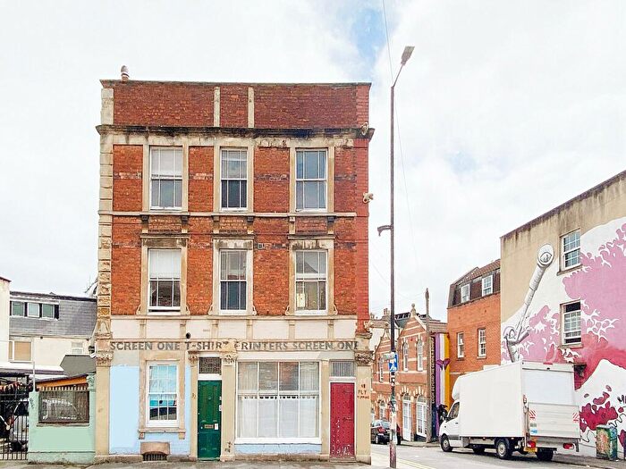 5 Bedroom House To Rent In Jamaica Street, Stokes Croft, Bristol, BS2
