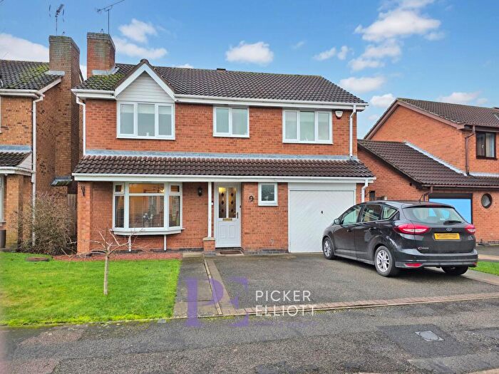4 Bedroom Detached House For Sale In Hardy Close, Hinckley, LE10