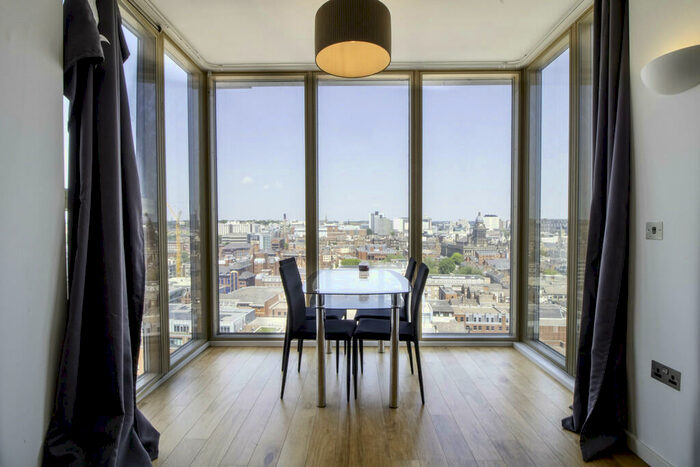 2 Bedroom Apartment To Rent In West Point, Leeds City Centre, LS1