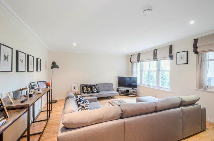 2 Bedroom Flat To Rent In Vincent Square, London, SW1P