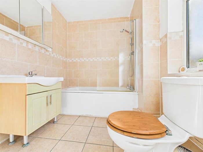 2 Bedroom End Of Terrace House To Rent In Henrietta Street, Bulwell, Nottingham, NG6