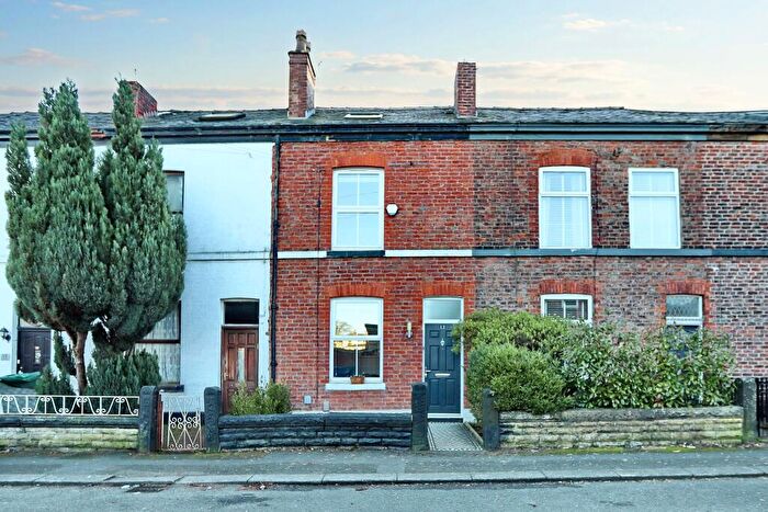 3 Bedroom Terraced House For Sale In York Street, Whitefield, M45