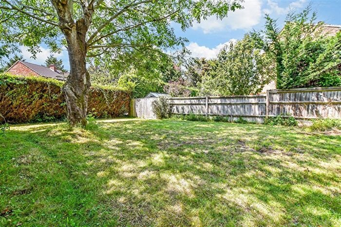 5 Bedroom Detached House For Sale In Southgate Road, Tenterden, Kent, TN30