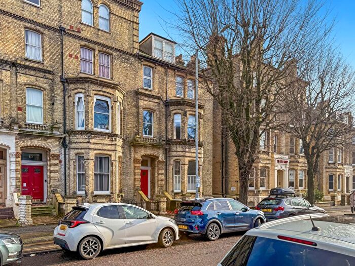 2 Bedroom Flat For Sale In The Drive | Hove, BN3