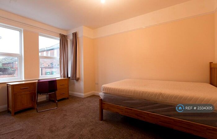 6 Bedroom Semi-Detached House To Rent In Coventry Road, Southampton, SO15