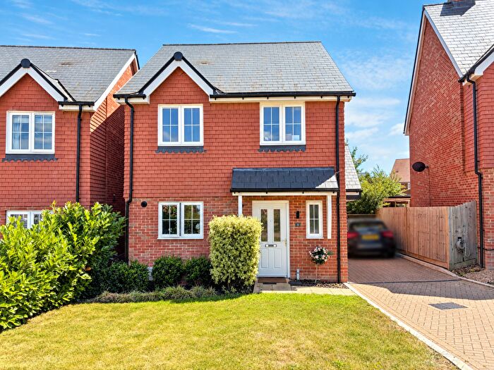 4 Bedroom Detached House For Sale In Meadow Crescent, Coxheath, Maidstone, Kent, ME17