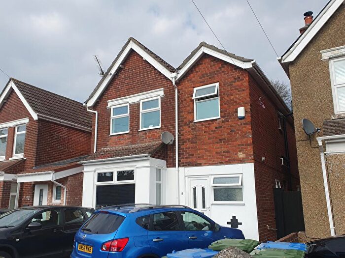 4 Bedroom Detached House To Rent In Hawkeswood Road, Bitterne, SO18