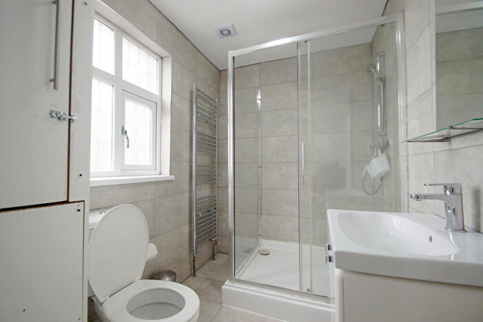 5 Bedroom Terraced House To Rent In Langwood Close, Coventry, CV4