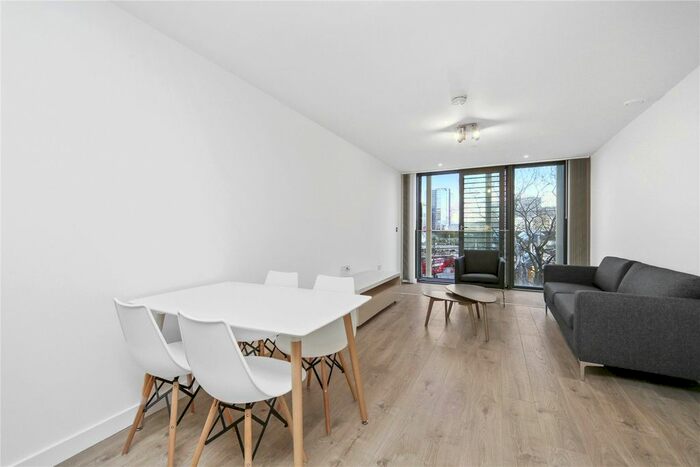 1 Bedroom Flat To Rent In Stratosphere Tower, Great Eastern Road, London, E15