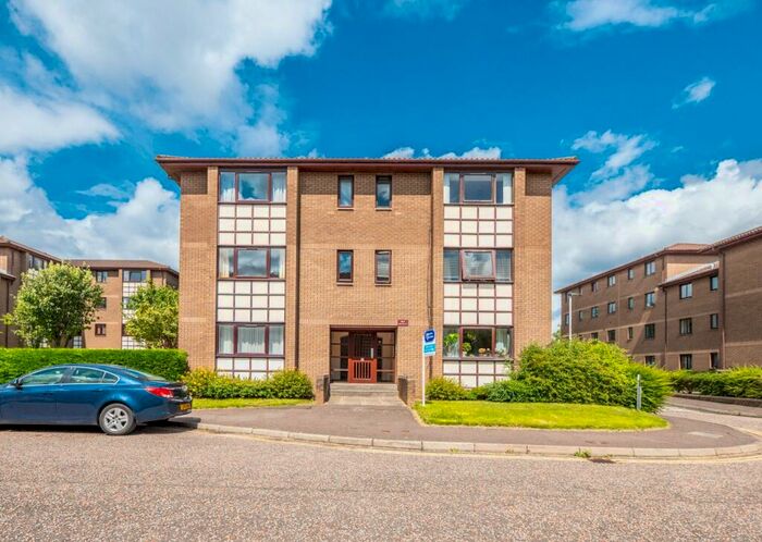 1 Bedroom Flat To Rent In Allanfield, Edinburgh, Midlothian, EH7