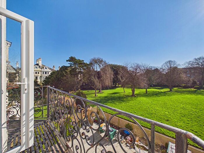 2 Bedroom Apartment To Rent In Augusta Gardens, Folkestone, Kent, CT20