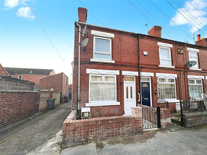 2 Bedroom End Of Terrace House To Rent In Queens Road, Askern, Doncaster, South Yorkshire, DN6
