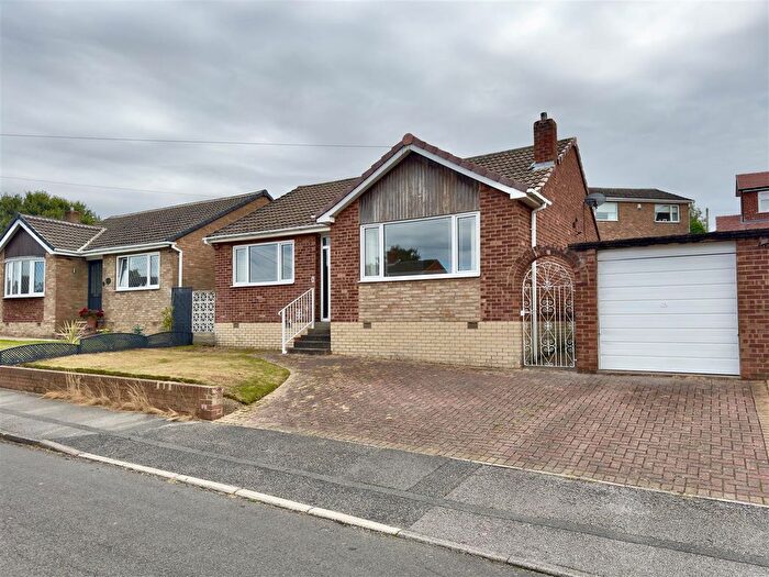 2 Bedroom Detached Bungalow To Rent In Applehaigh View, Royston, Barnsley, S71