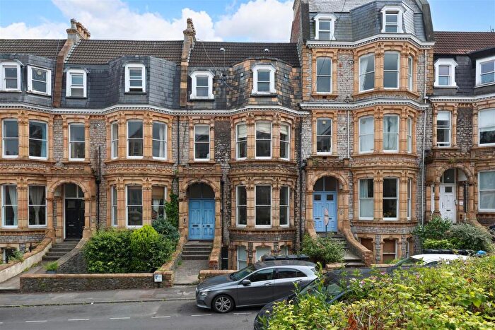 2 Bedroom Apartment For Sale In Manilla Road, Clifton, Bristol, BS8