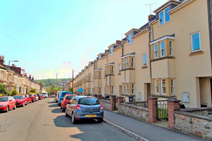 4 Bedroom Town House To Rent In Lydia Court, Station Road, Ashley Down, BS7