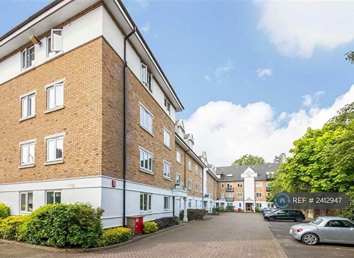 1 Bedroom Flat To Rent In Riverside Court, Blackheath, SE3