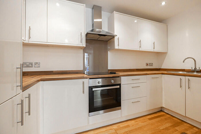 1 Bedroom Apartment To Rent In Milton Road, Swindon, SN1