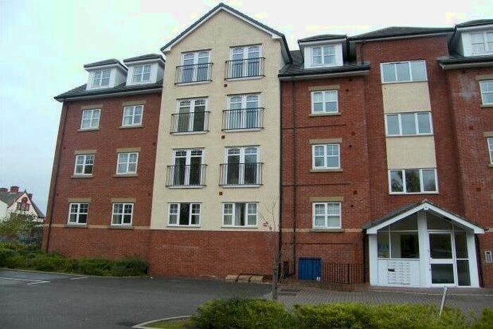 2 Bedroom Flat To Rent In Egremont Court, Warrington, WA4