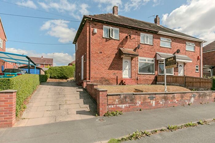 3 Bedroom Semi-Detached House For Sale In Lundy Road, Stoke-On-Trent, ST3